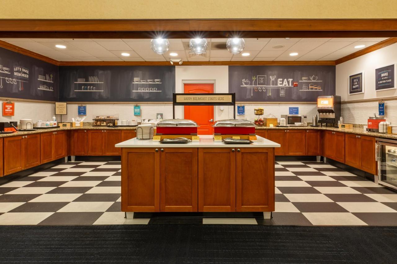 Hampton Inn & Suites Jacksonville Deerwood Park Kültér fotó