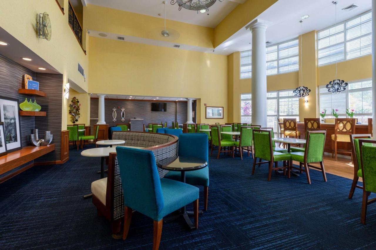 Hampton Inn & Suites Jacksonville Deerwood Park Kültér fotó