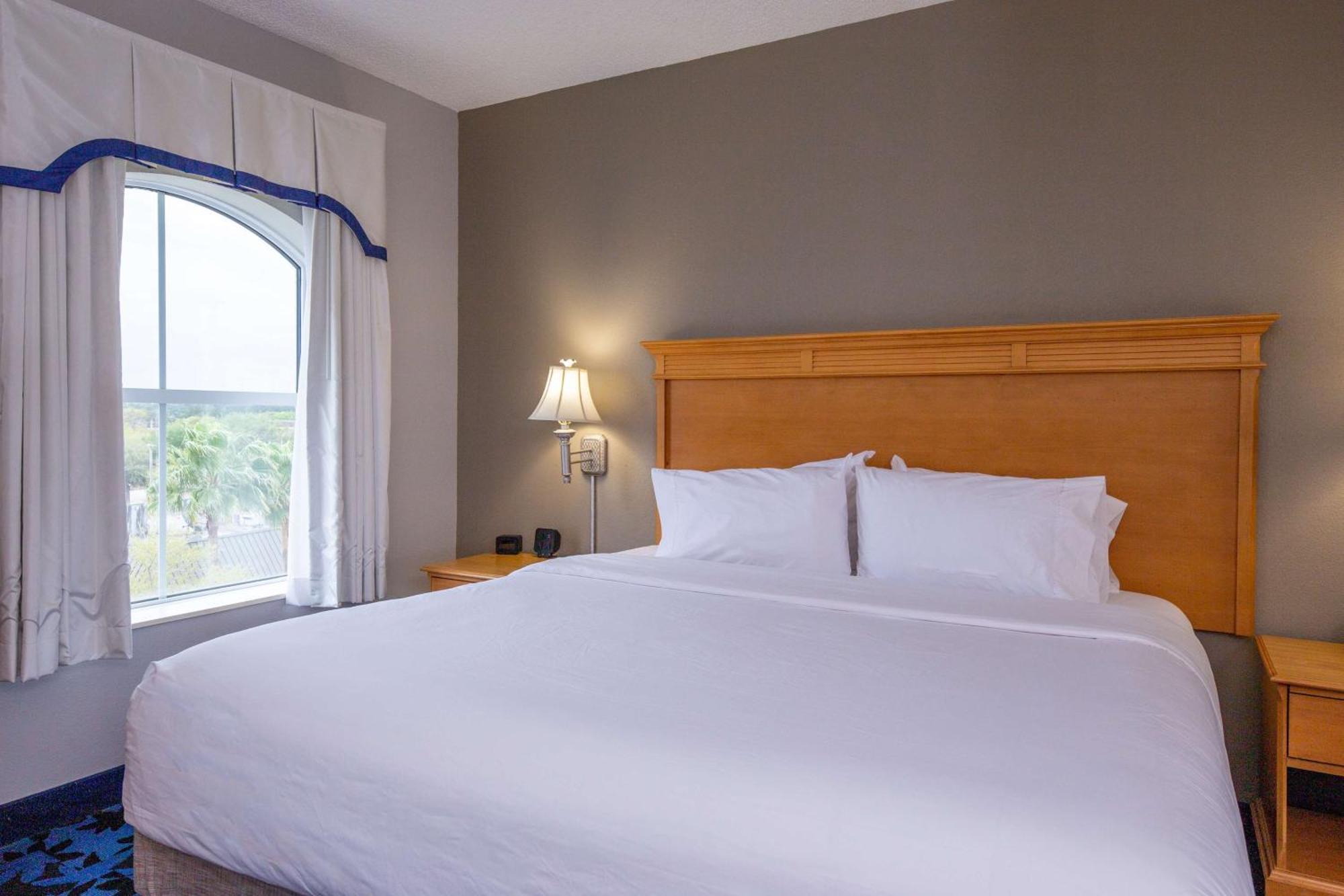 Hampton Inn & Suites Jacksonville Deerwood Park Kültér fotó